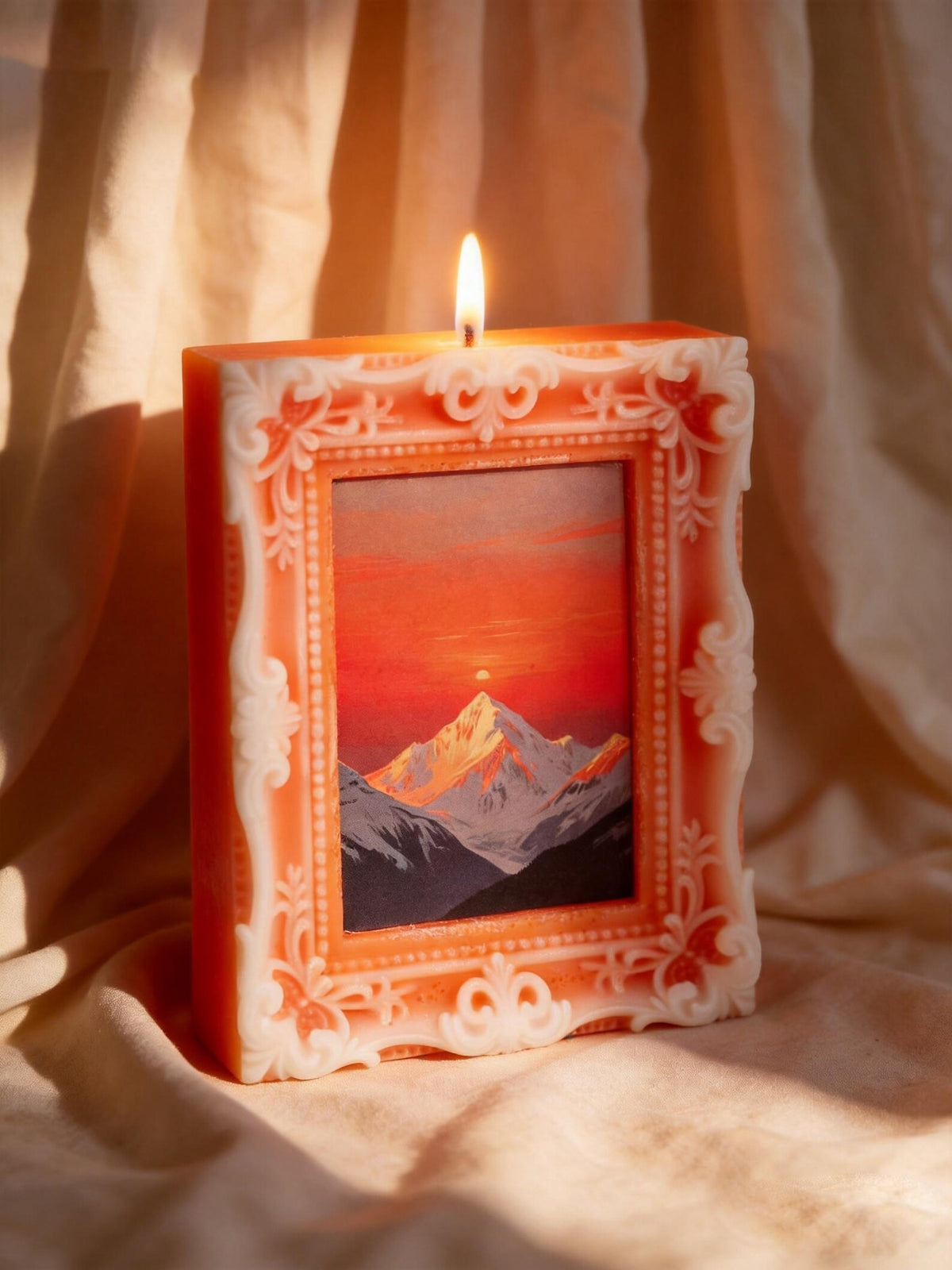 Alternate view of the landscape frame candle.