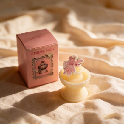 Alternate view of the wishing fountain candle.