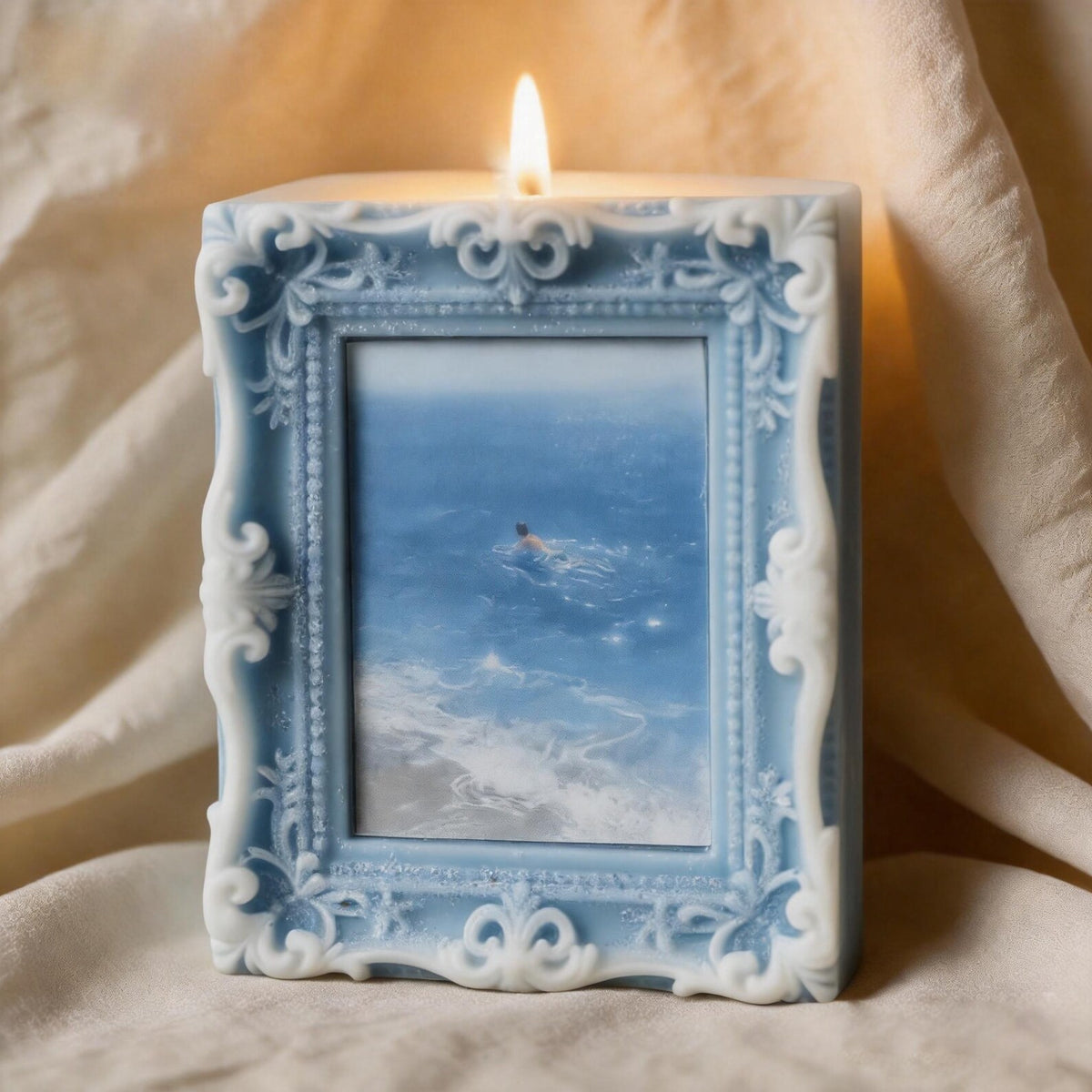 Alternate view of the landscape frame candle.