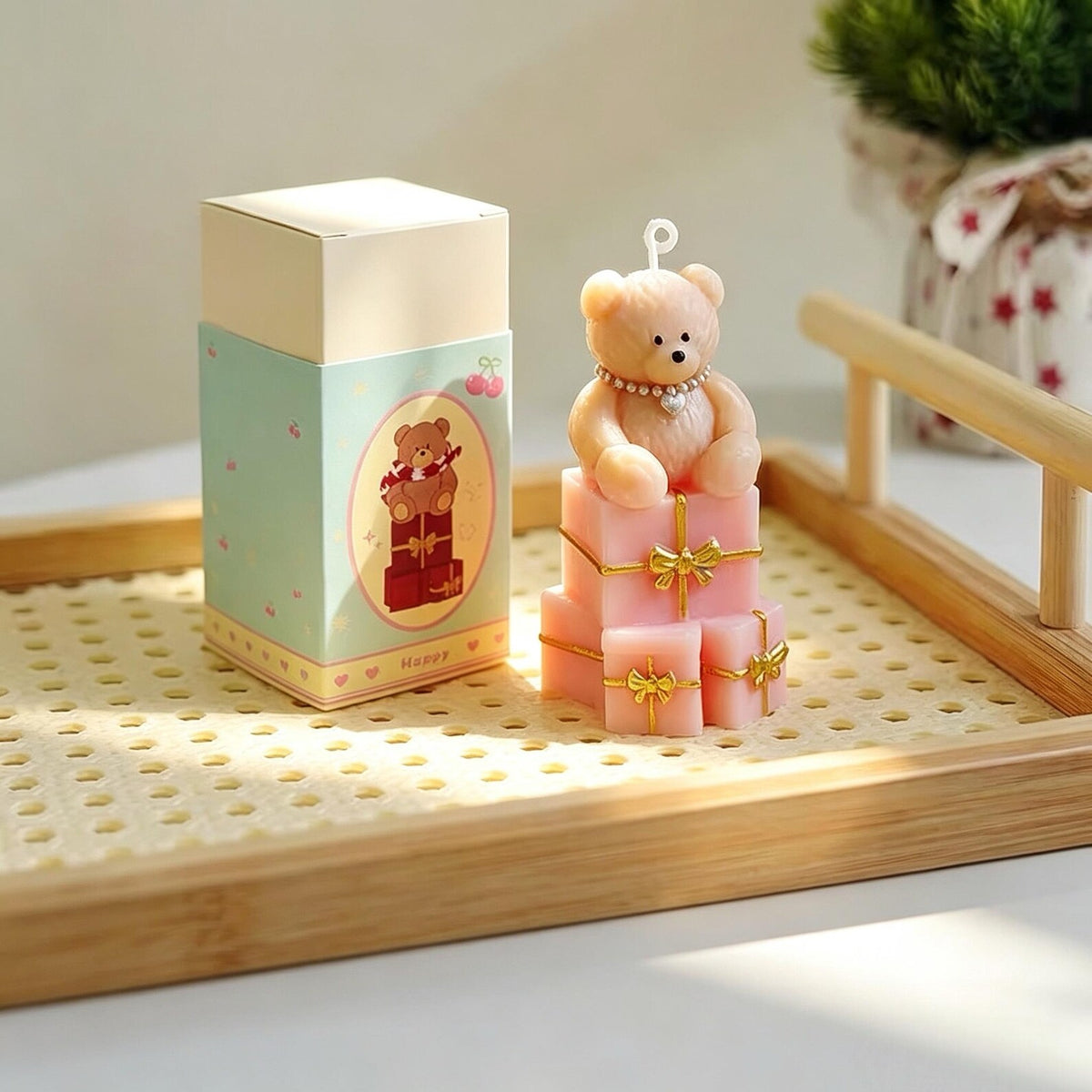 Alternate view of the christmas teddy bear candle.