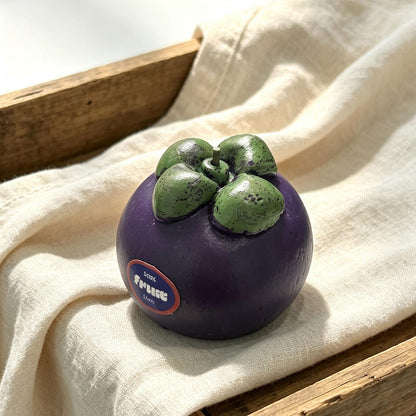 Alternate view of the mangosteen candle.