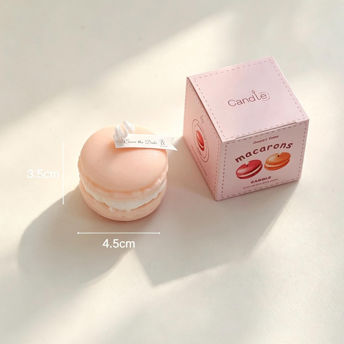 Closer view of the macaron candle.