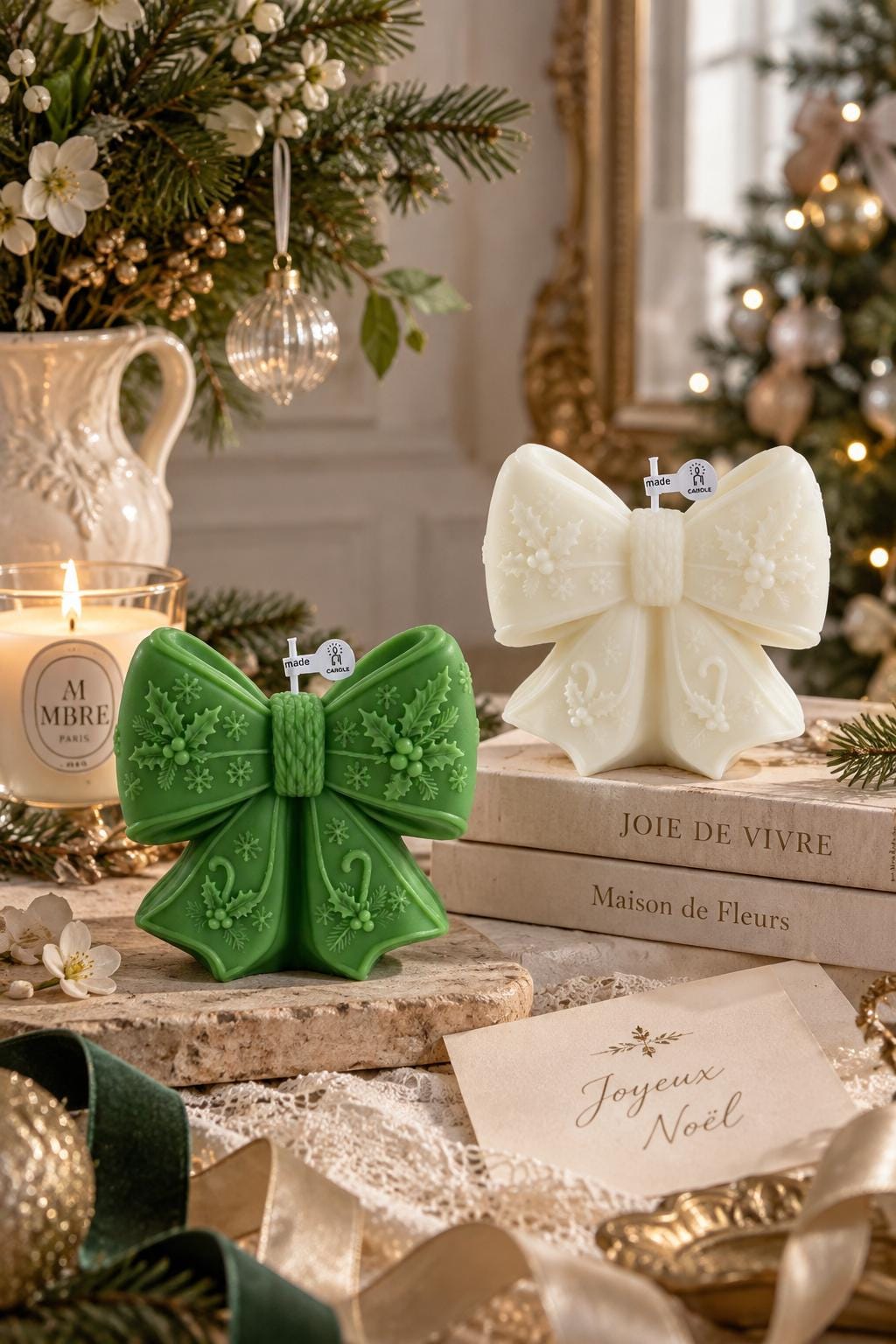 Alternate view of the christmas bow candle.